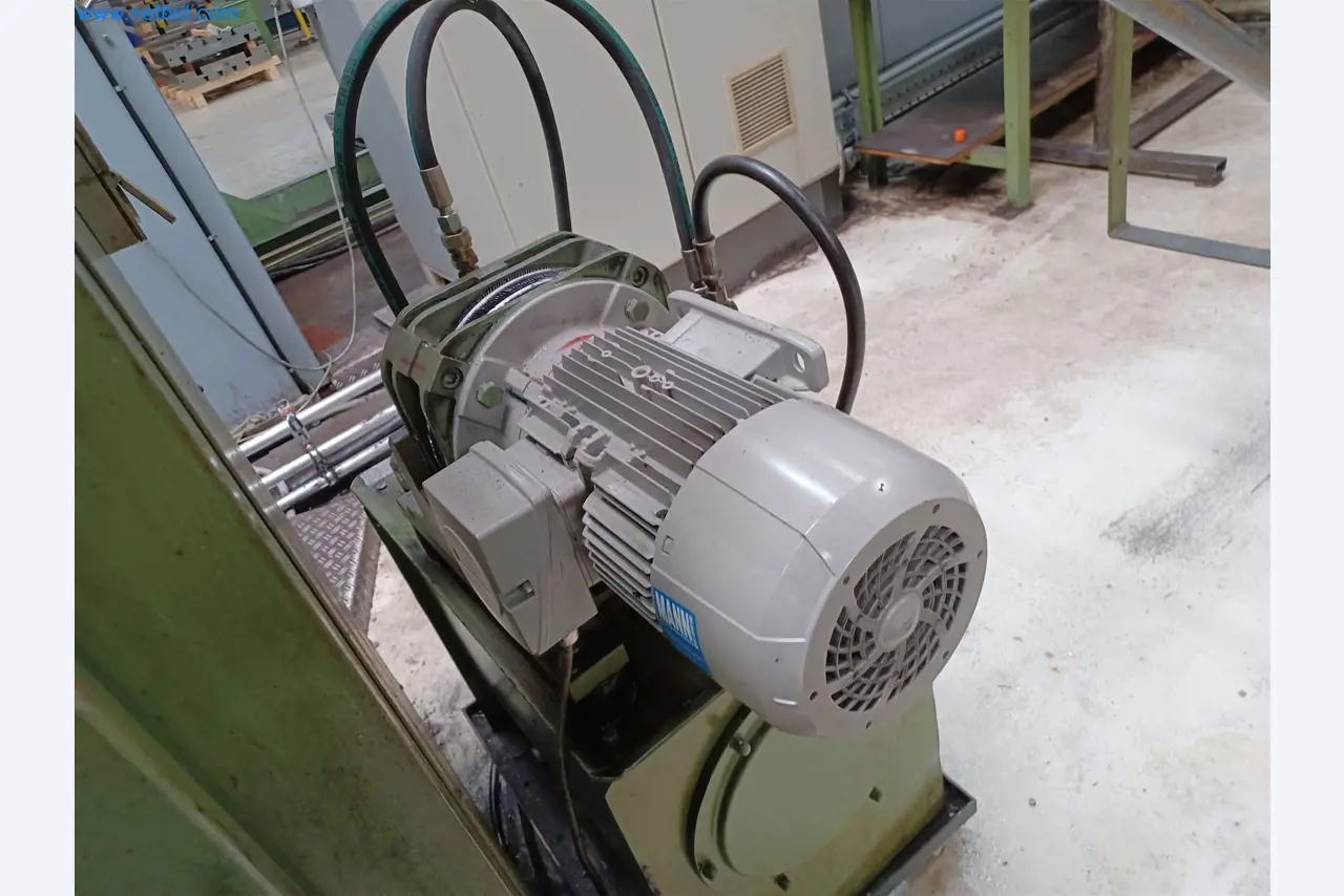 Maschinen zur Herstellung von Stanzteilen u.a. für die Automotiv-Branche-7