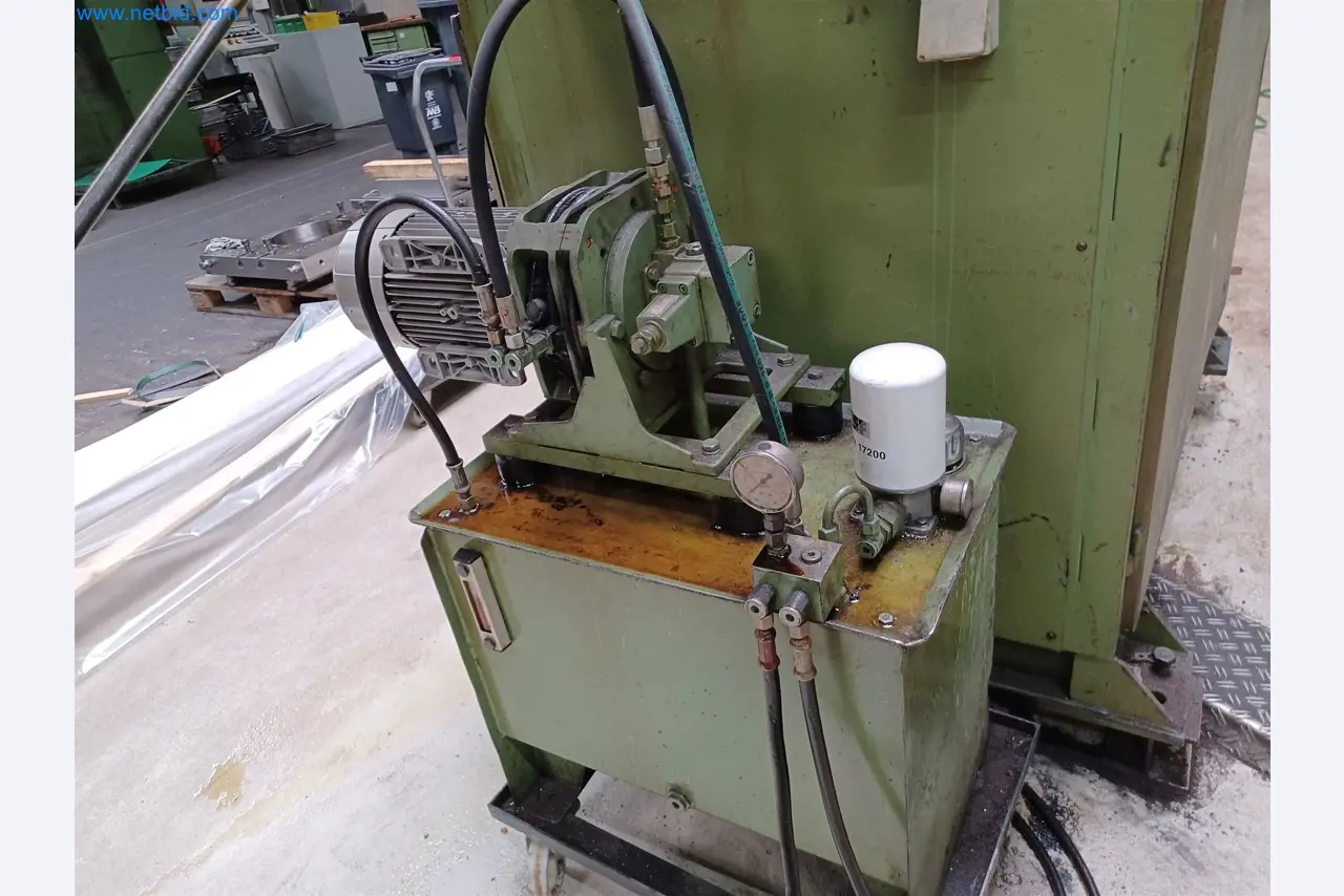 Maschinen zur Herstellung von Stanzteilen u.a. für die Automotiv-Branche-9