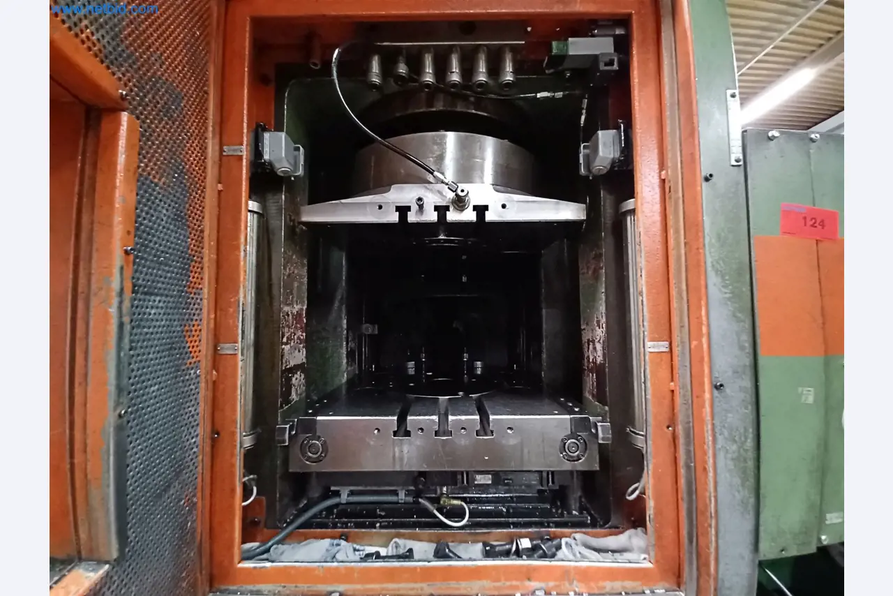 Machines for the production of stamped parts for the automotive industry, among others-10