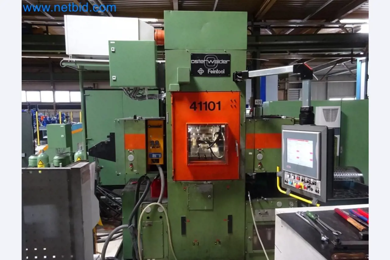 Machines for the production of stamped parts for the automotive industry, among others-1