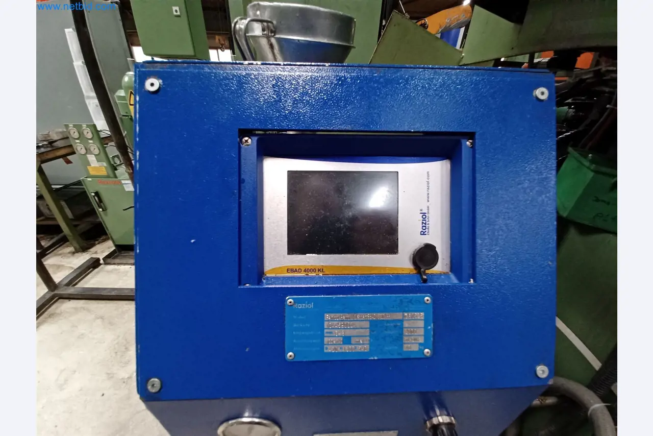 Machines for the production of stamped parts for the automotive industry, among others-8