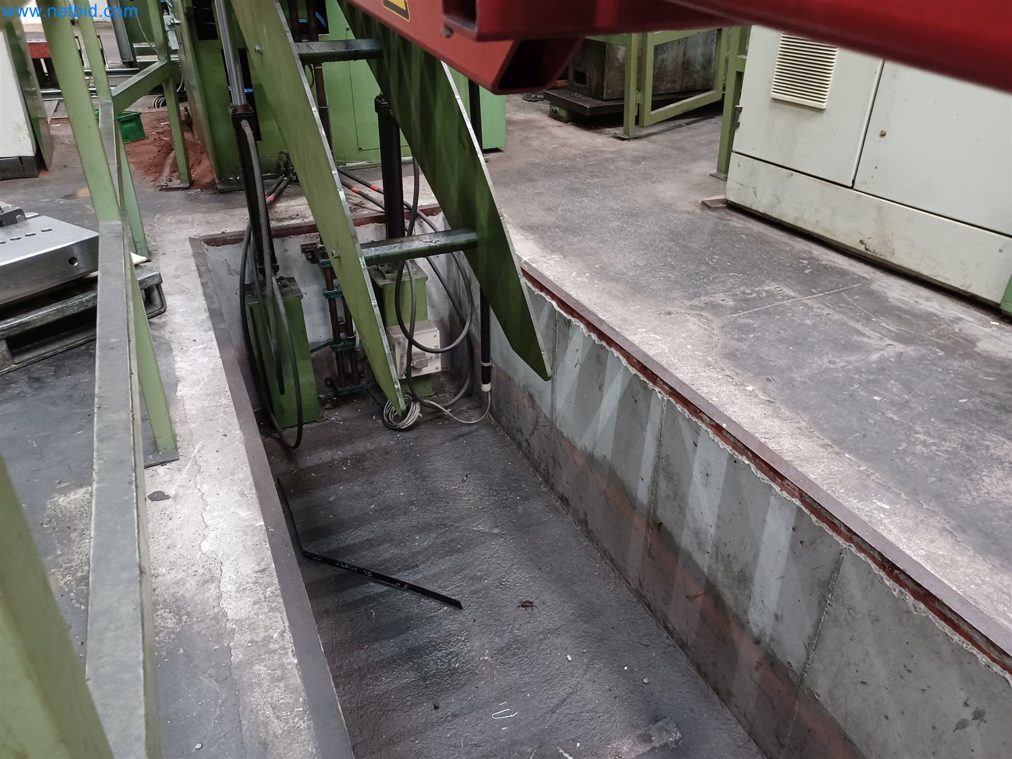 Máquinas para a produção de peças estampadas para a indústria automóvel, entre outras-10