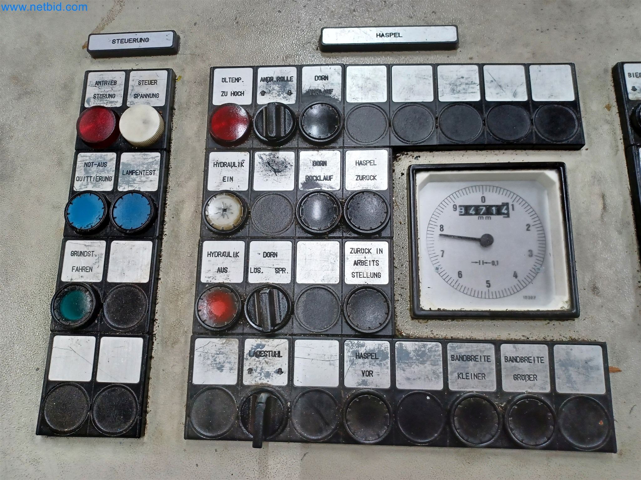 Máquinas para a produção de peças estampadas para a indústria automóvel, entre outras-11