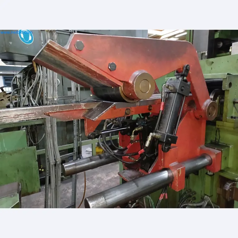 Machines for the production of stamped parts for the automotive industry, among others-7