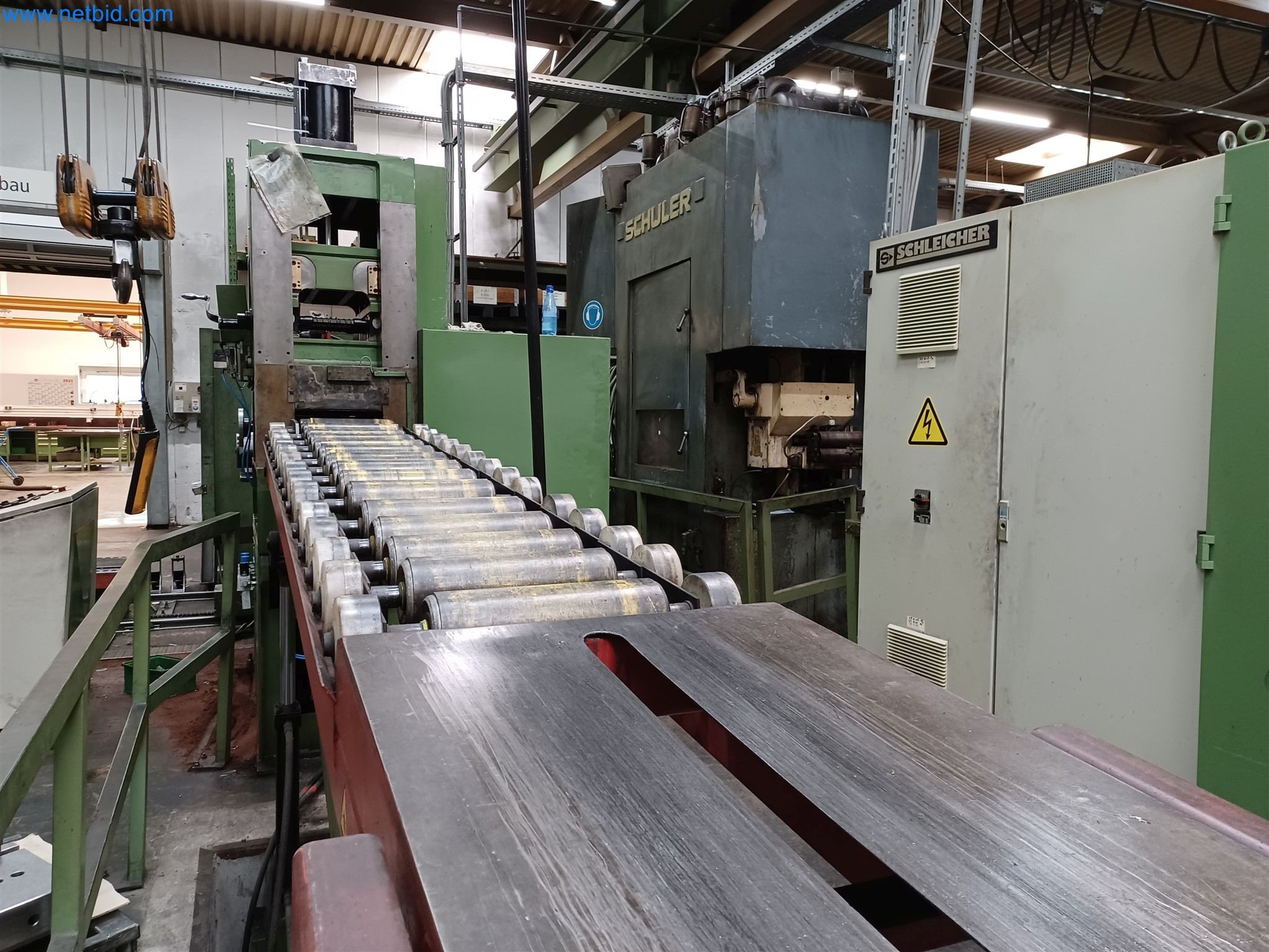 Máquinas para a produção de peças estampadas para a indústria automóvel, entre outras-9