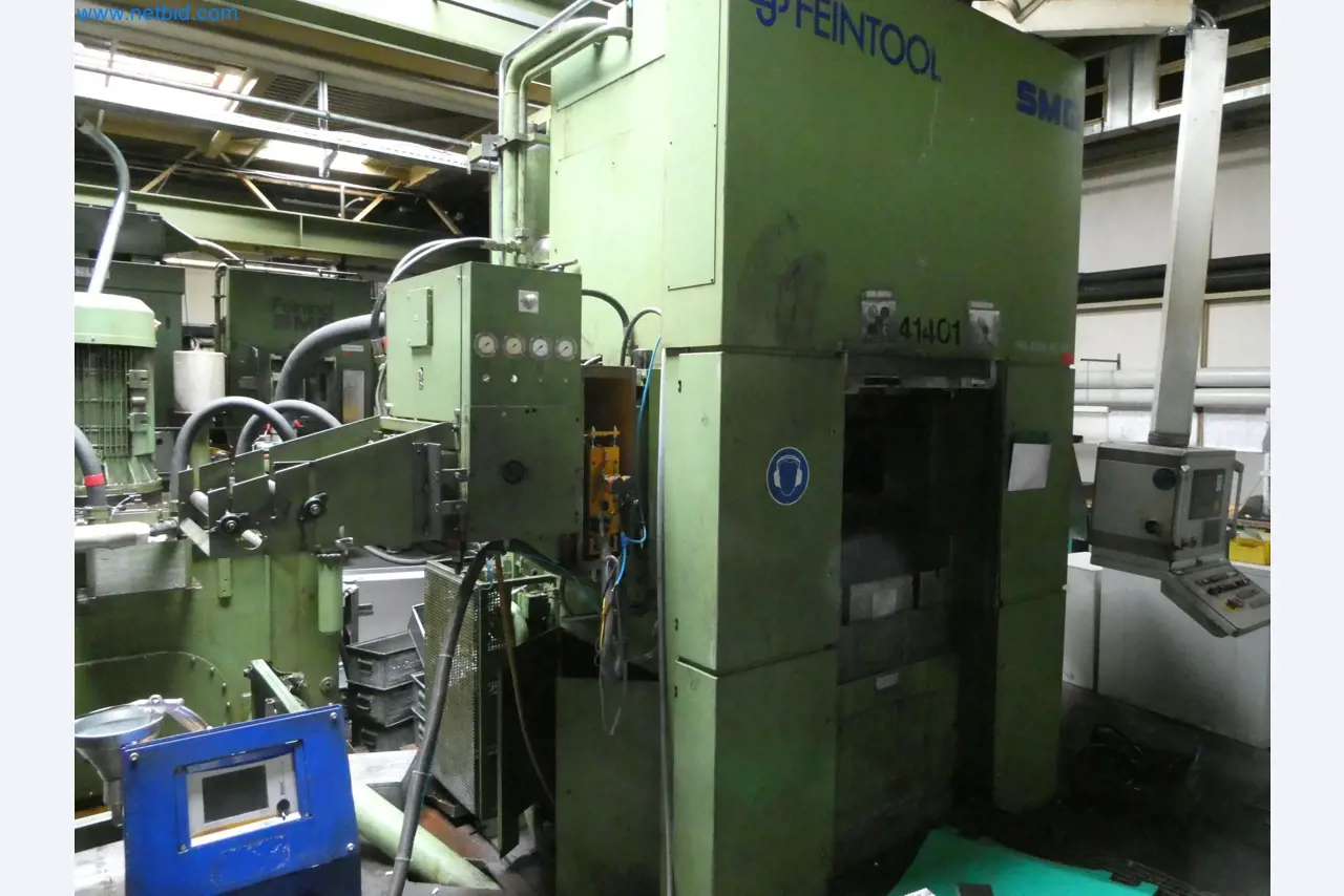 Máquinas para a produção de peças estampadas para a indústria automóvel, entre outras-4