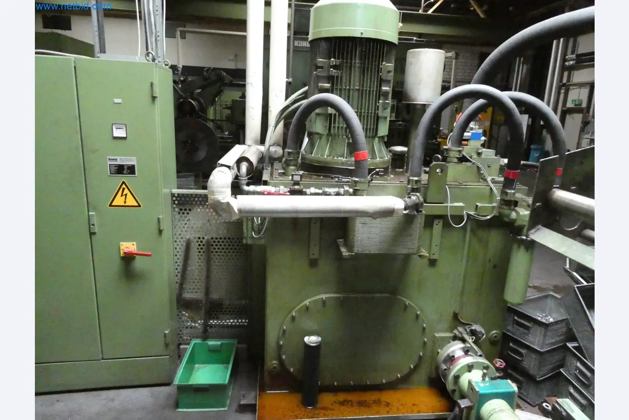 Máquinas para a produção de peças estampadas para a indústria automóvel, entre outras-5