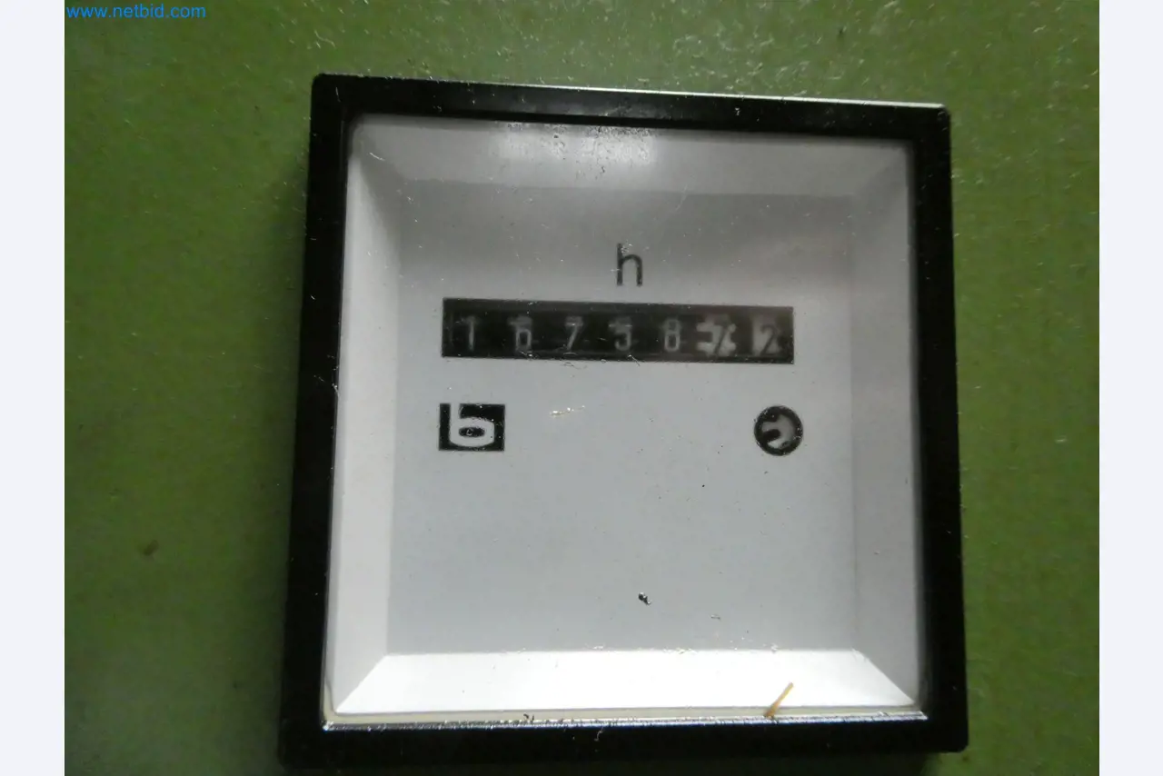 Máquinas para a produção de peças estampadas para a indústria automóvel, entre outras-9