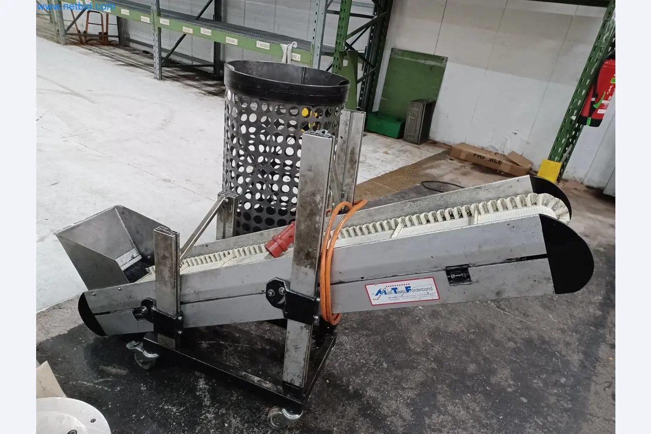 Machines for the production of stamped parts for the automotive industry, among others-3