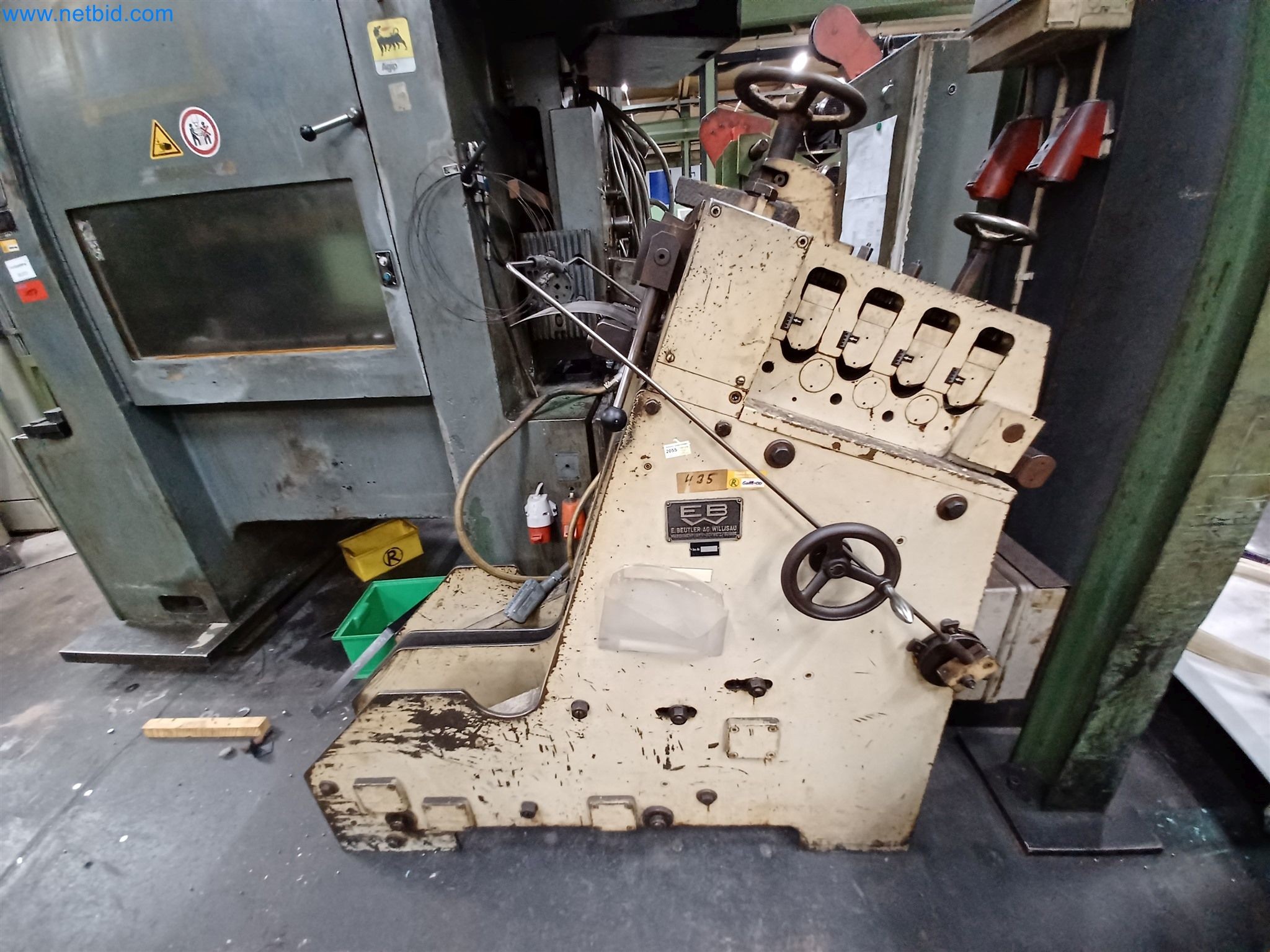 Machines for the production of stamped parts for the automotive industry, among others-10