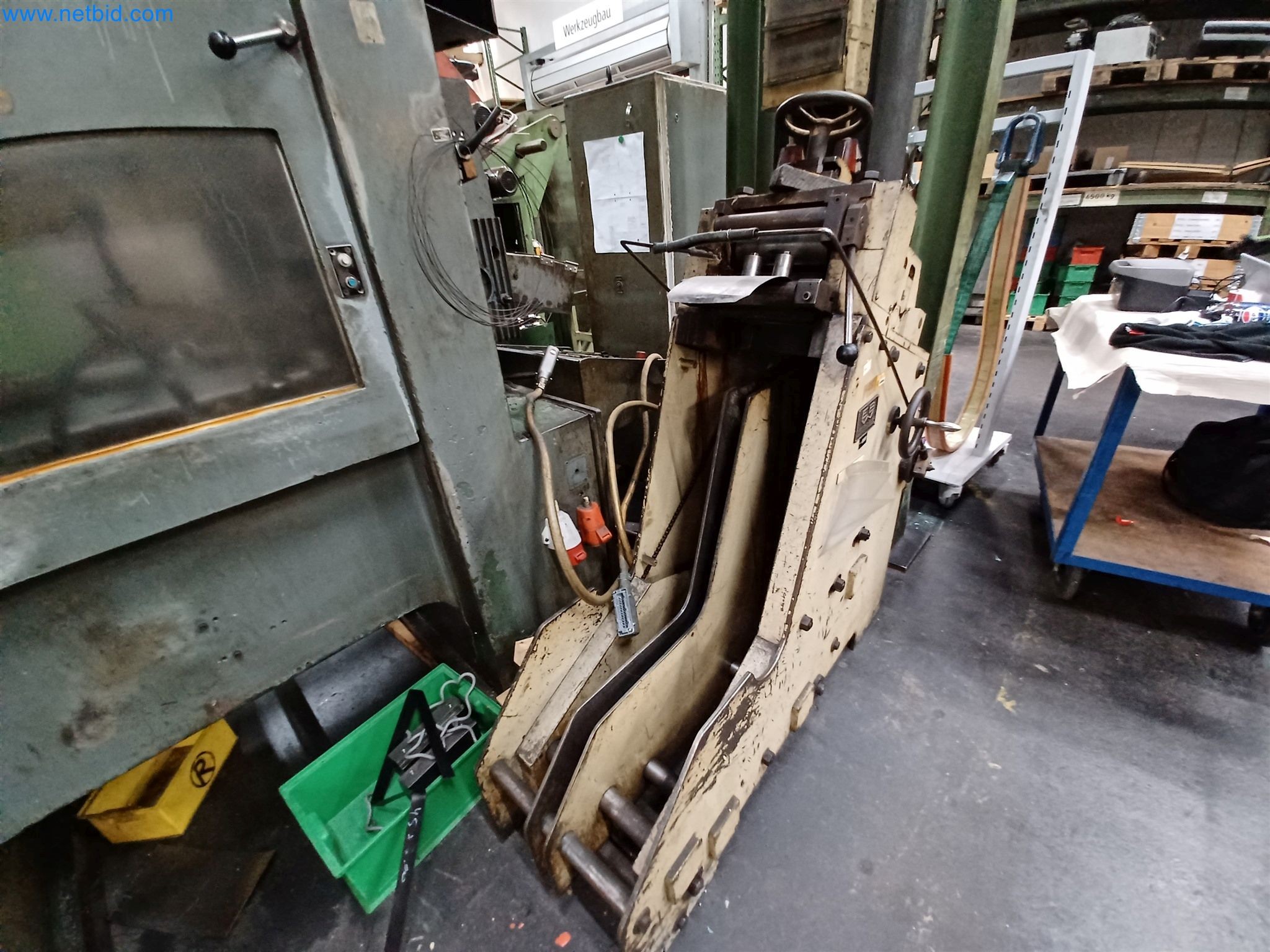 Machines for the production of stamped parts for the automotive industry, among others-11