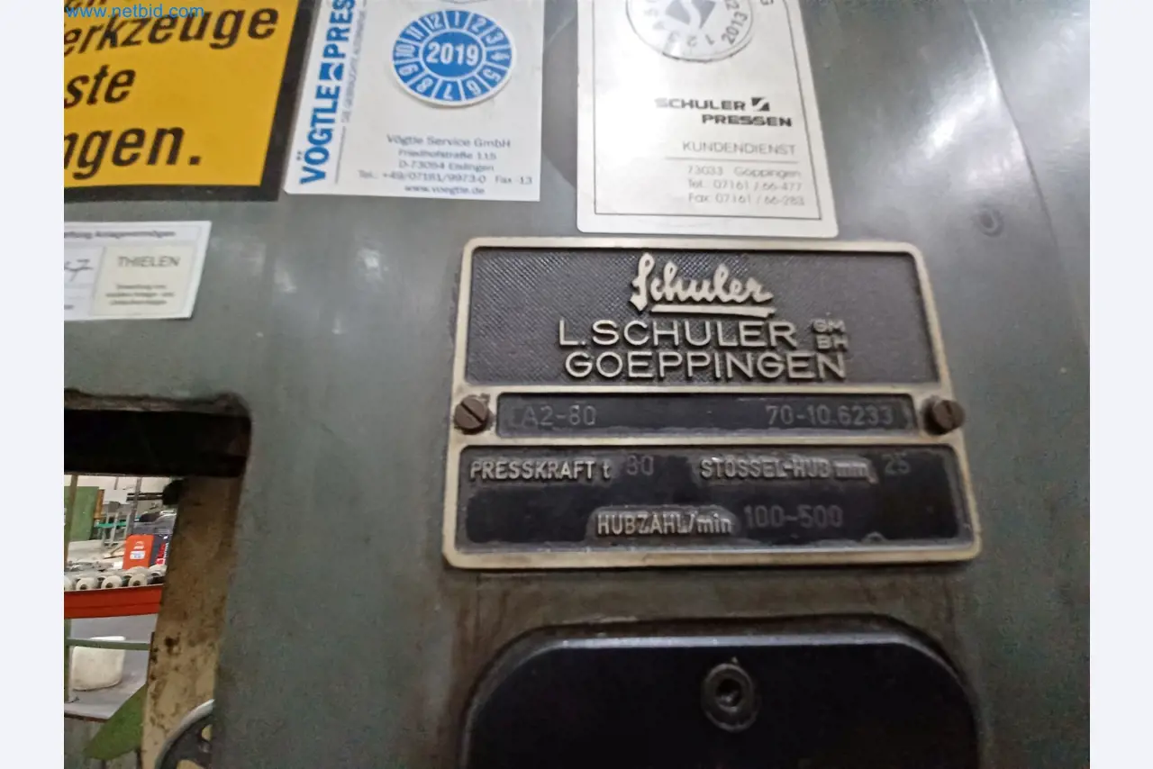 Machines voor de productie van gestanste onderdelen voor onder andere de auto-industrie-8