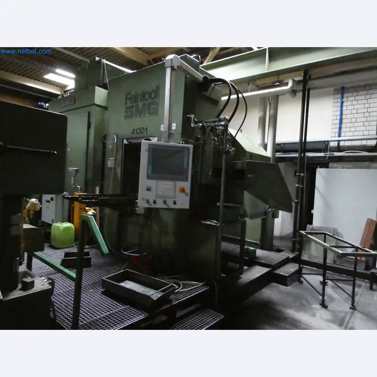 Máquinas para a produção de peças estampadas para a indústria automóvel, entre outras-1