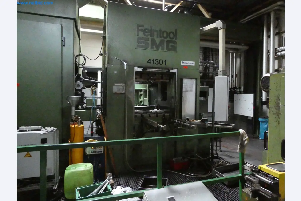 Máquinas para a produção de peças estampadas para a indústria automóvel, entre outras-2