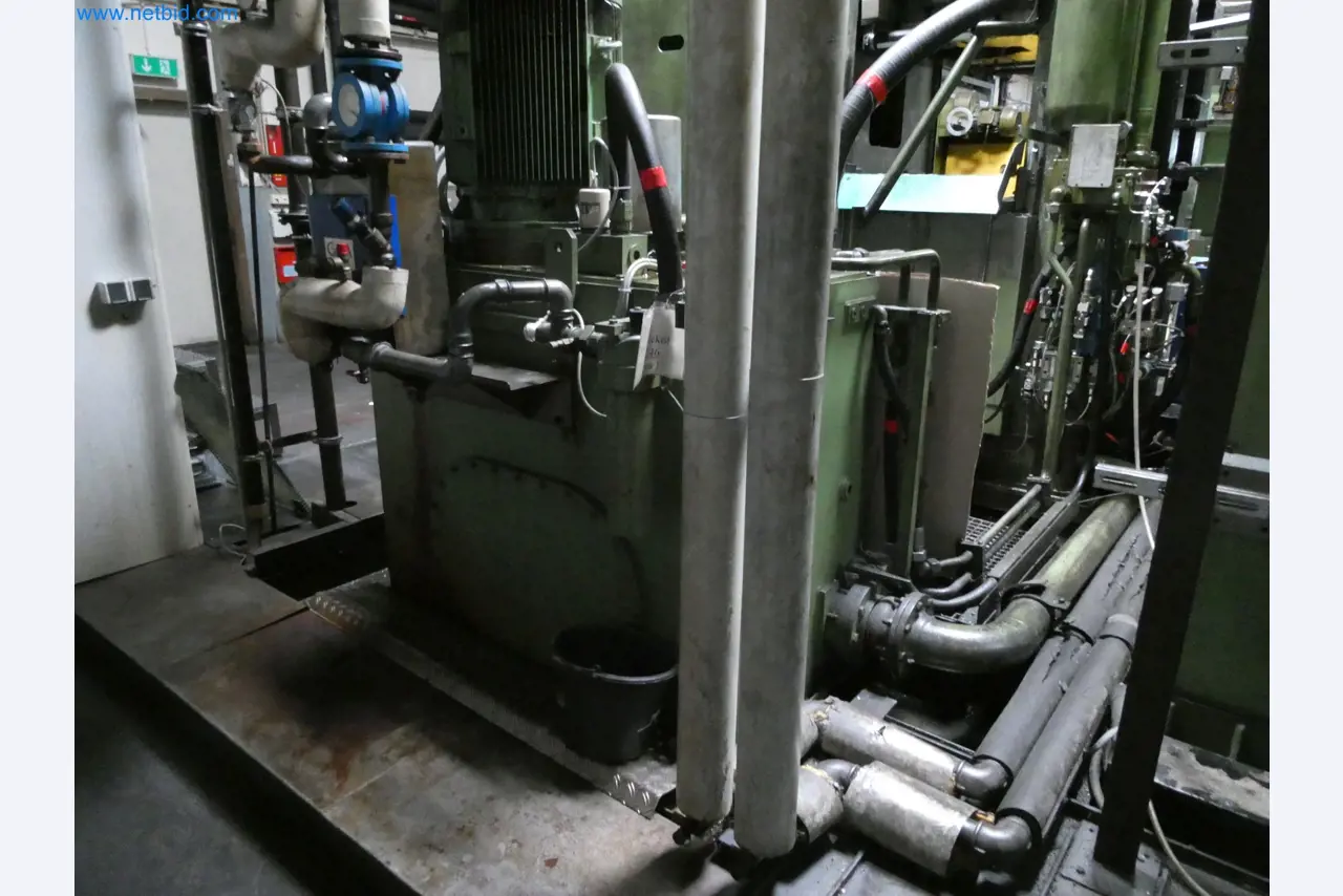 Máquinas para a produção de peças estampadas para a indústria automóvel, entre outras-5