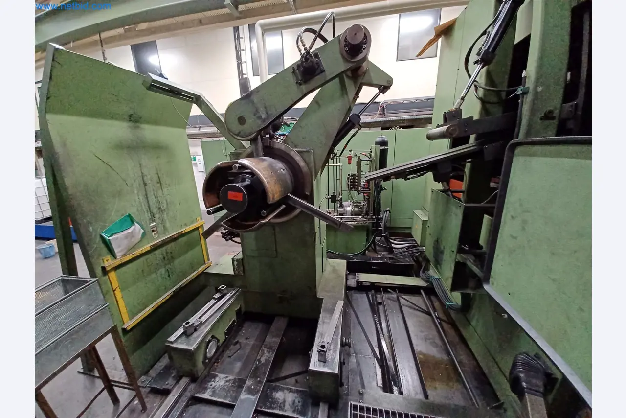 Machines for the production of stamped parts for the automotive industry, among others-1