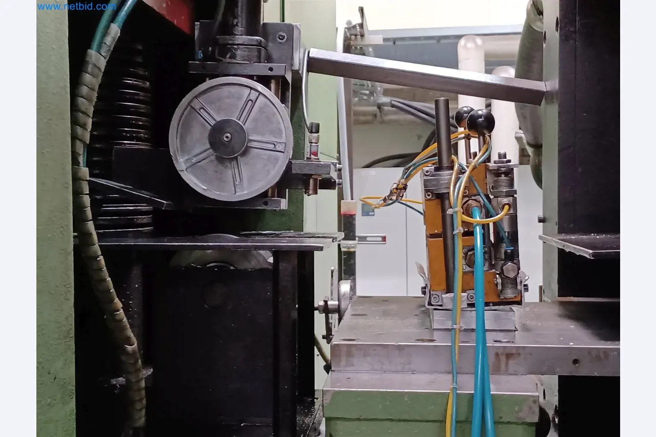 Machines for the production of stamped parts for the automotive industry, among others-4