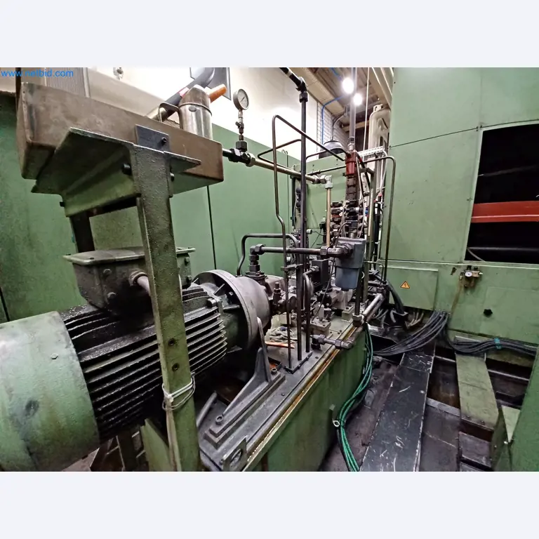 Machines for the production of stamped parts for the automotive industry, among others-6