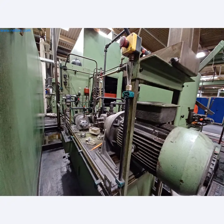 Machines for the production of stamped parts for the automotive industry, among others-7