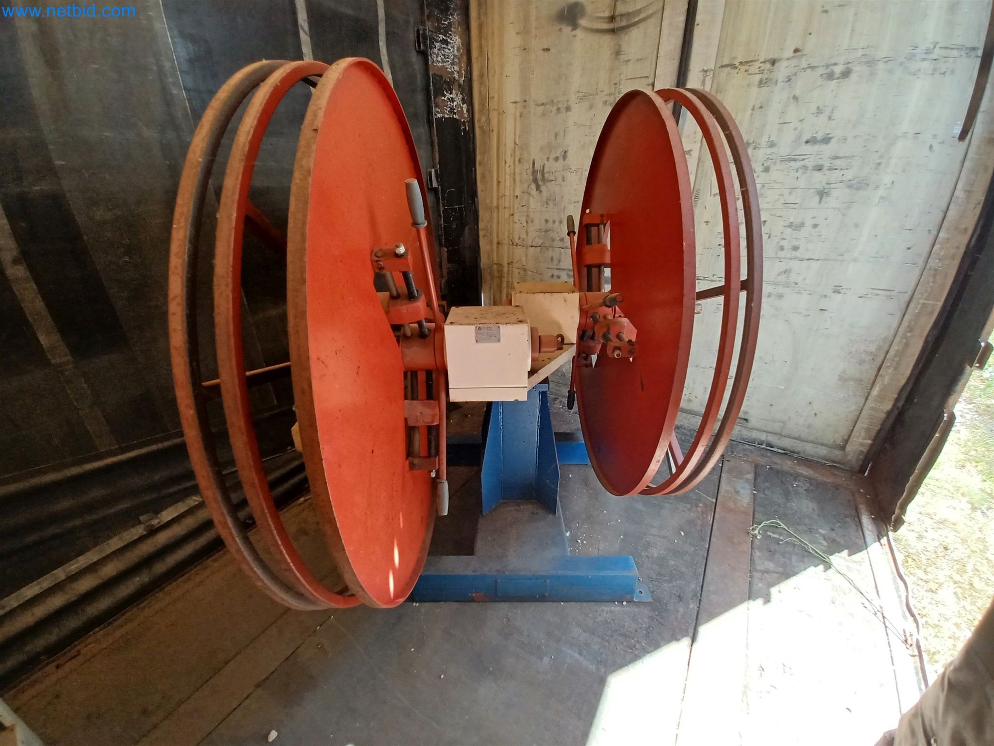 Machines for the production of stamped parts for the automotive industry, among others-2