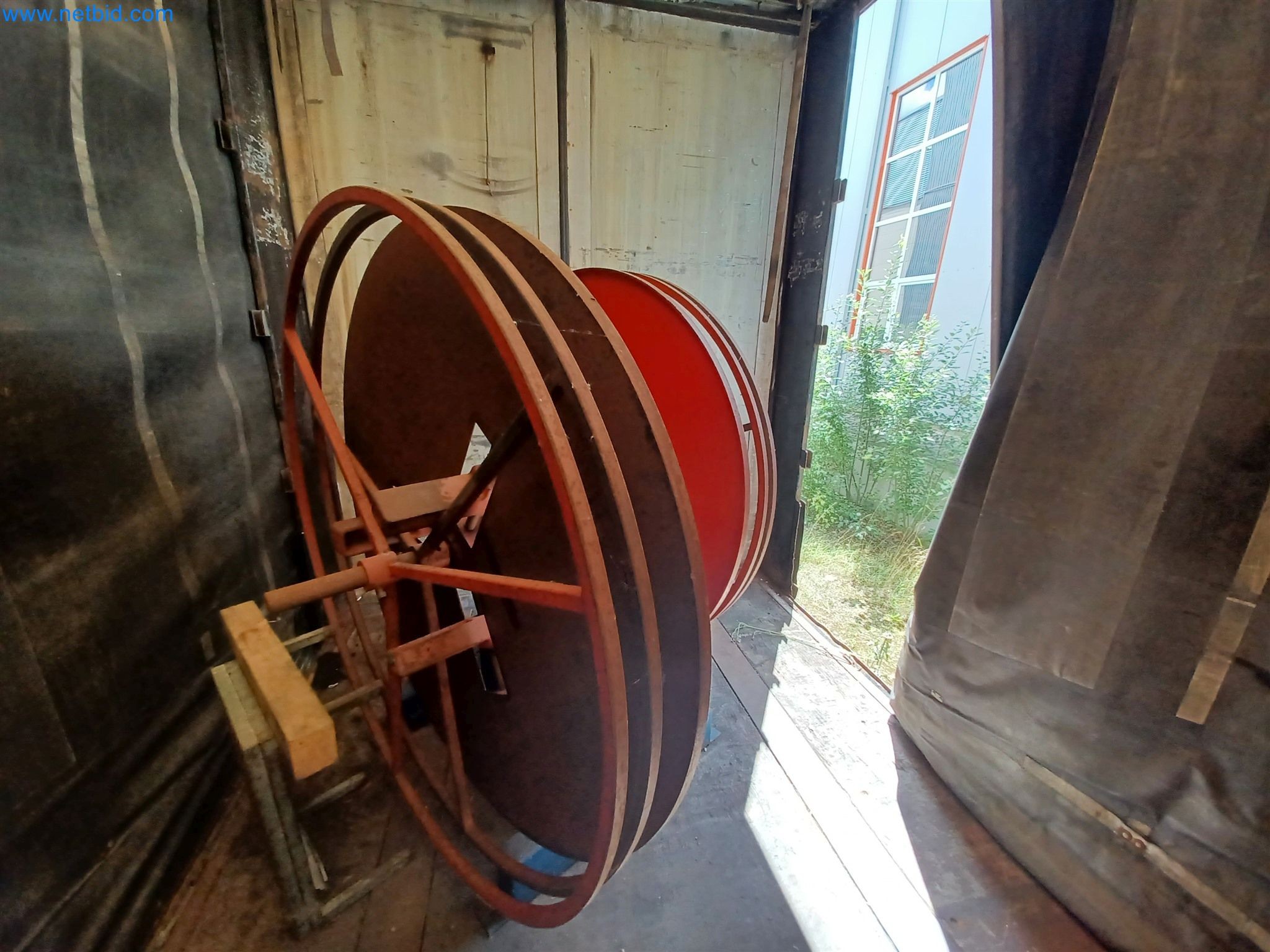 Machines for the production of stamped parts for the automotive industry, among others-4