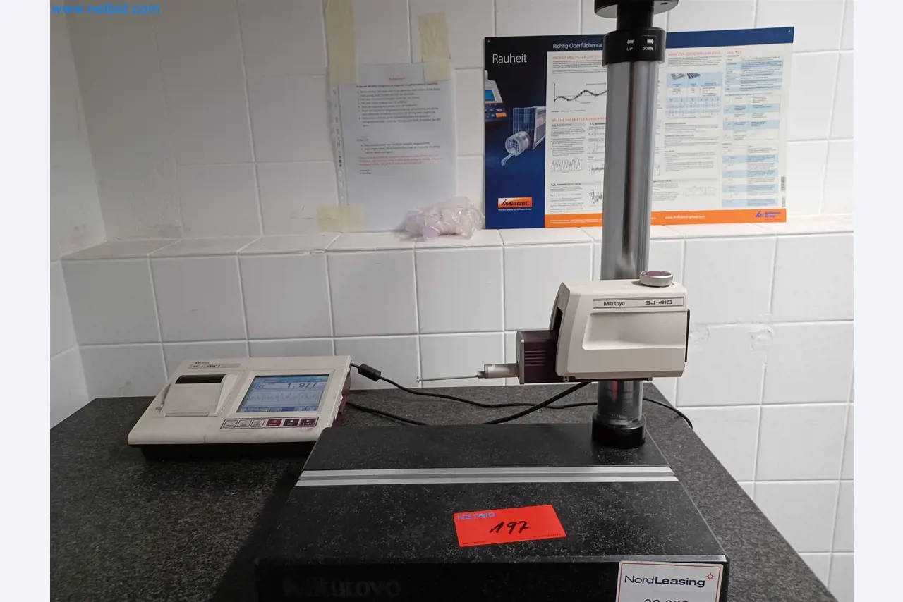 Maszyny do produkcji części tłoczonych dla przemysłu motoryzacyjnego, między innymi-1