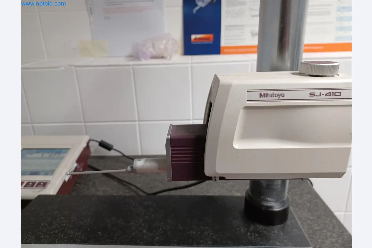 Maszyny do produkcji części tłoczonych dla przemysłu motoryzacyjnego, między innymi-2