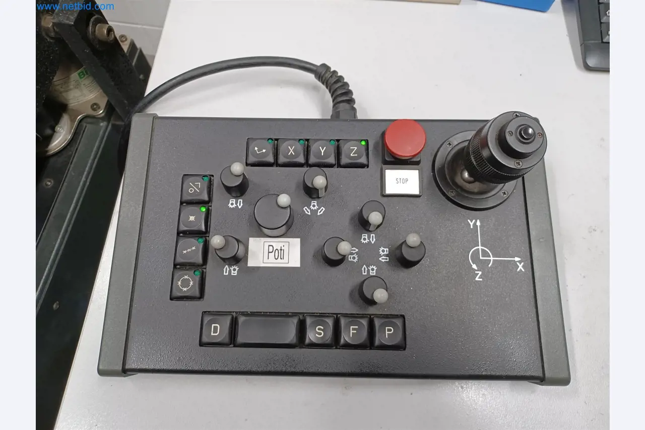 Maszyny do produkcji części tłoczonych dla przemysłu motoryzacyjnego, między innymi-4