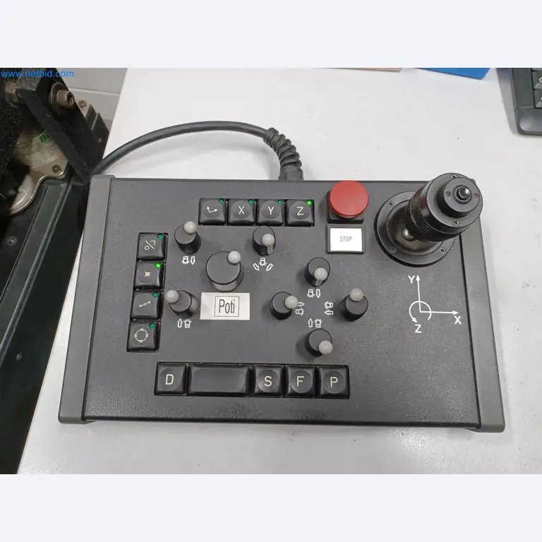 Maszyny do produkcji części tłoczonych dla przemysłu motoryzacyjnego, między innymi-4