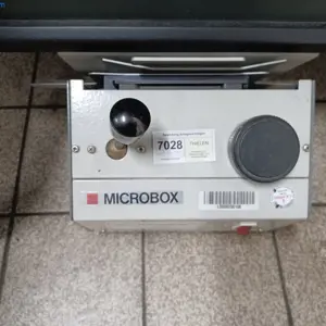 Bralnik Microfich (7028) Microbox