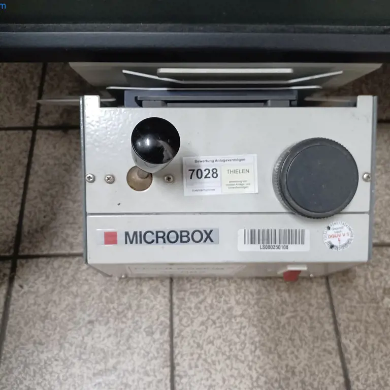 Bralnik Microfich (7028) Microbox
