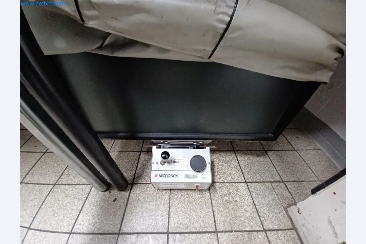 Máquinas para a produção de peças estampadas para a indústria automóvel, entre outras-2