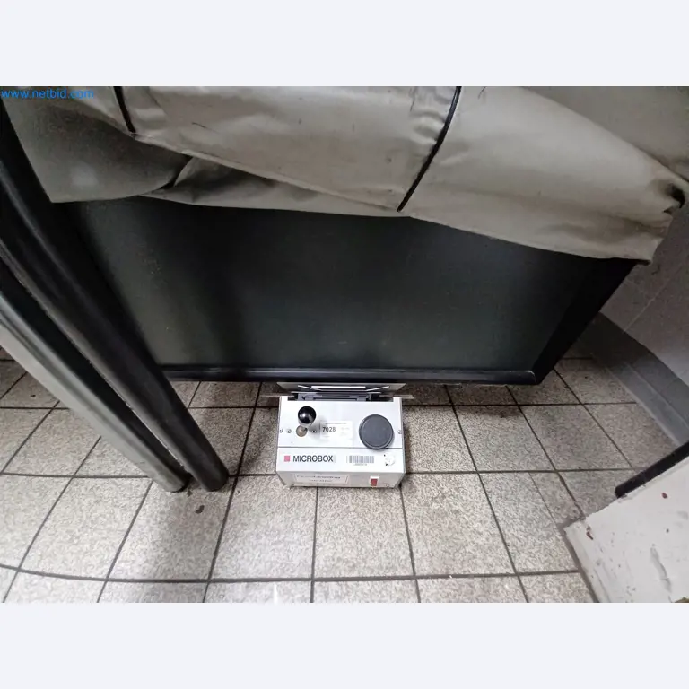 Máquinas para a produção de peças estampadas para a indústria automóvel, entre outras-2