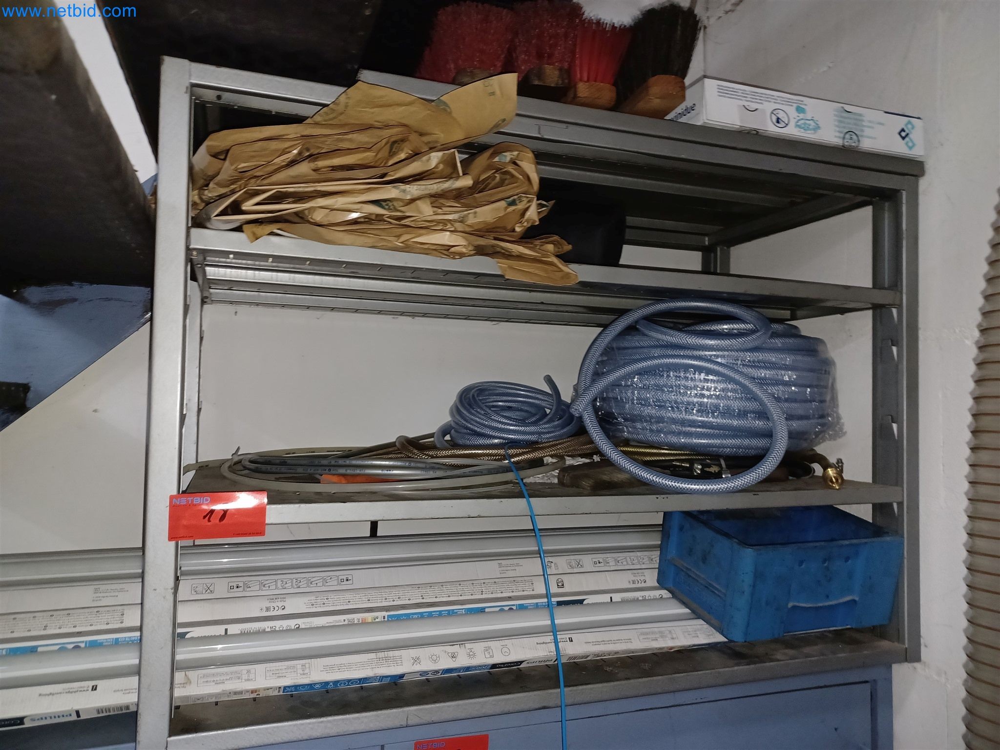 Maszyny do produkcji części tłoczonych dla przemysłu motoryzacyjnego, między innymi-106