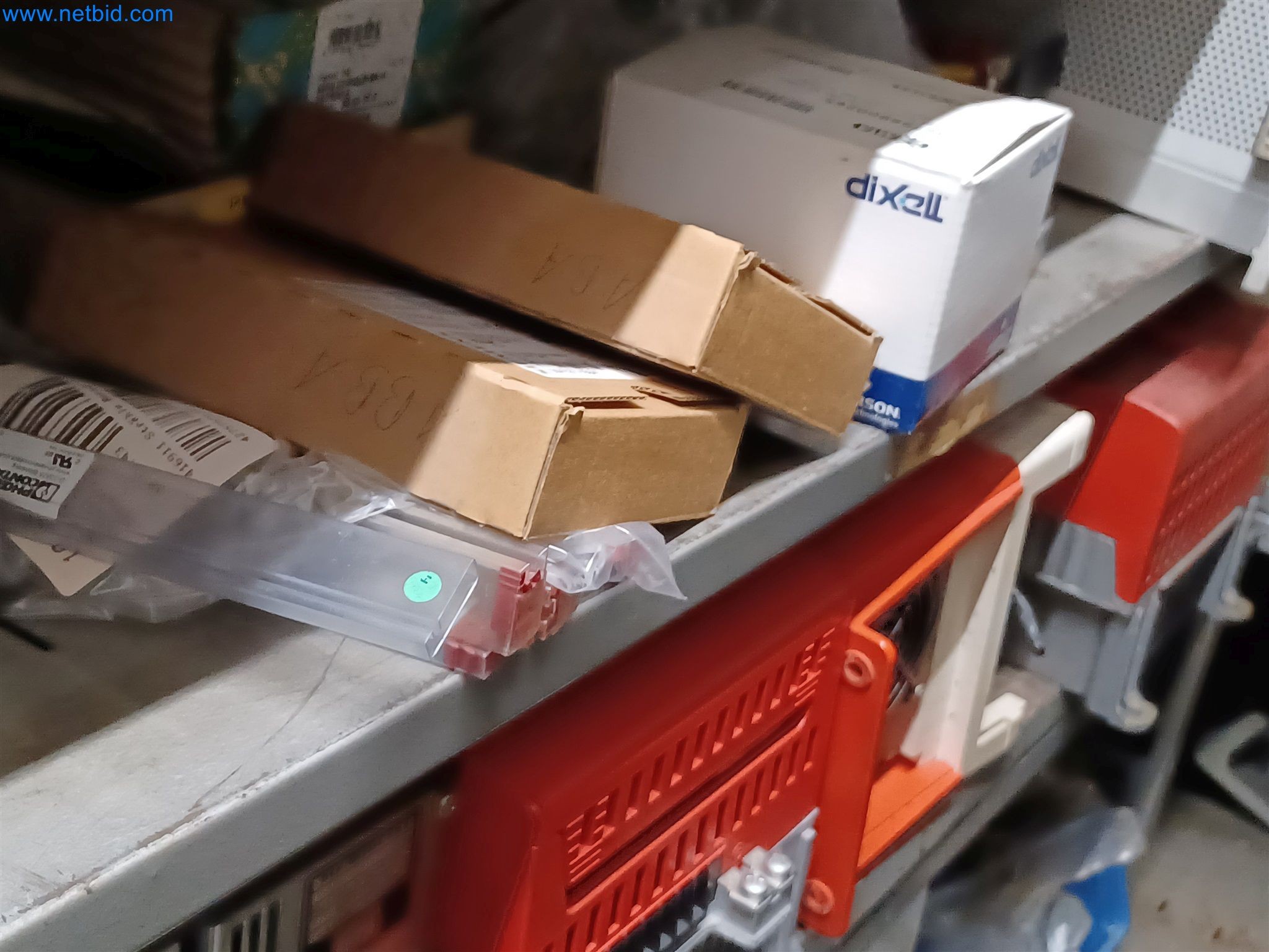 Maszyny do produkcji części tłoczonych dla przemysłu motoryzacyjnego, między innymi-112