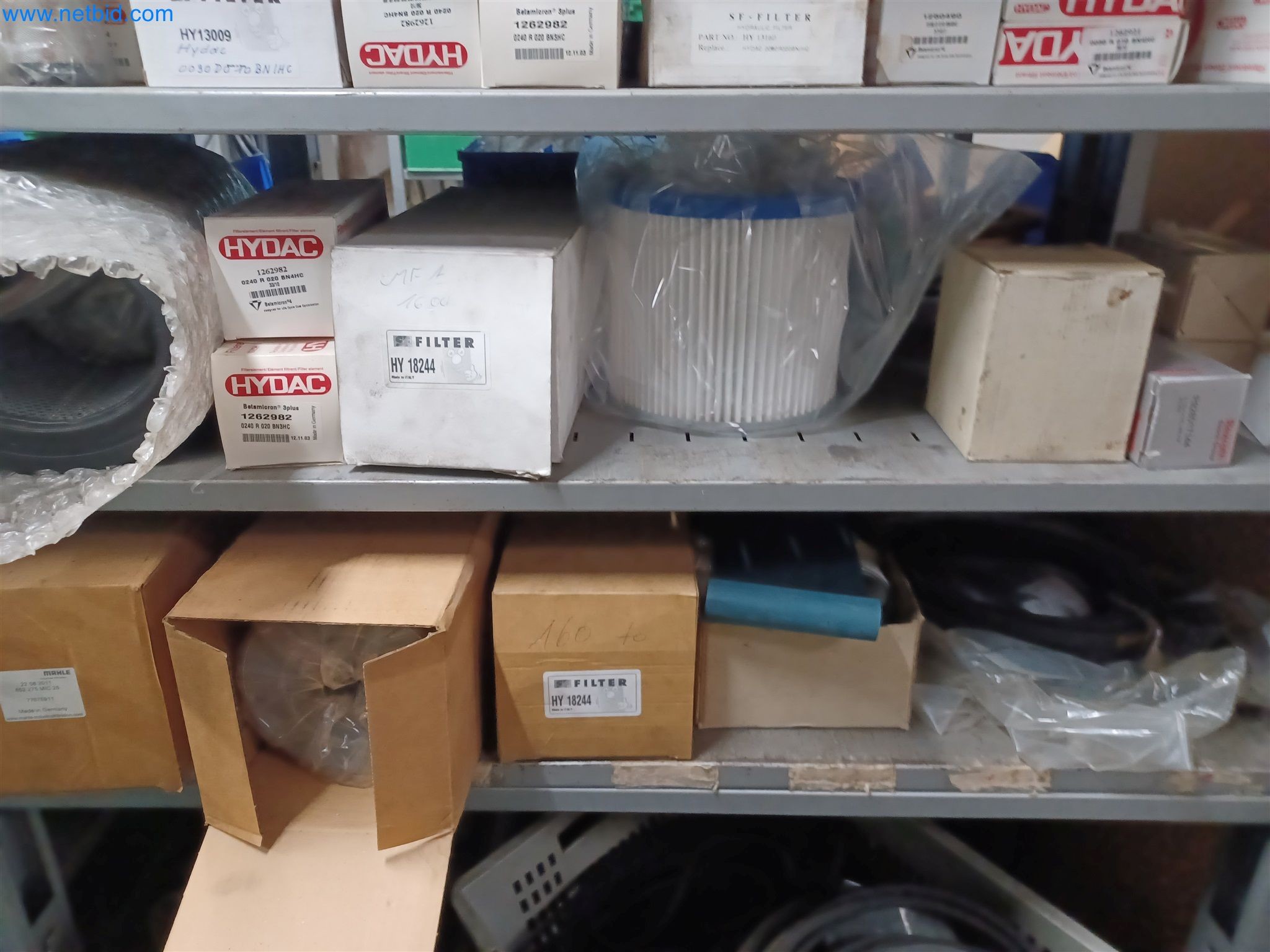 Maszyny do produkcji części tłoczonych dla przemysłu motoryzacyjnego, między innymi-119