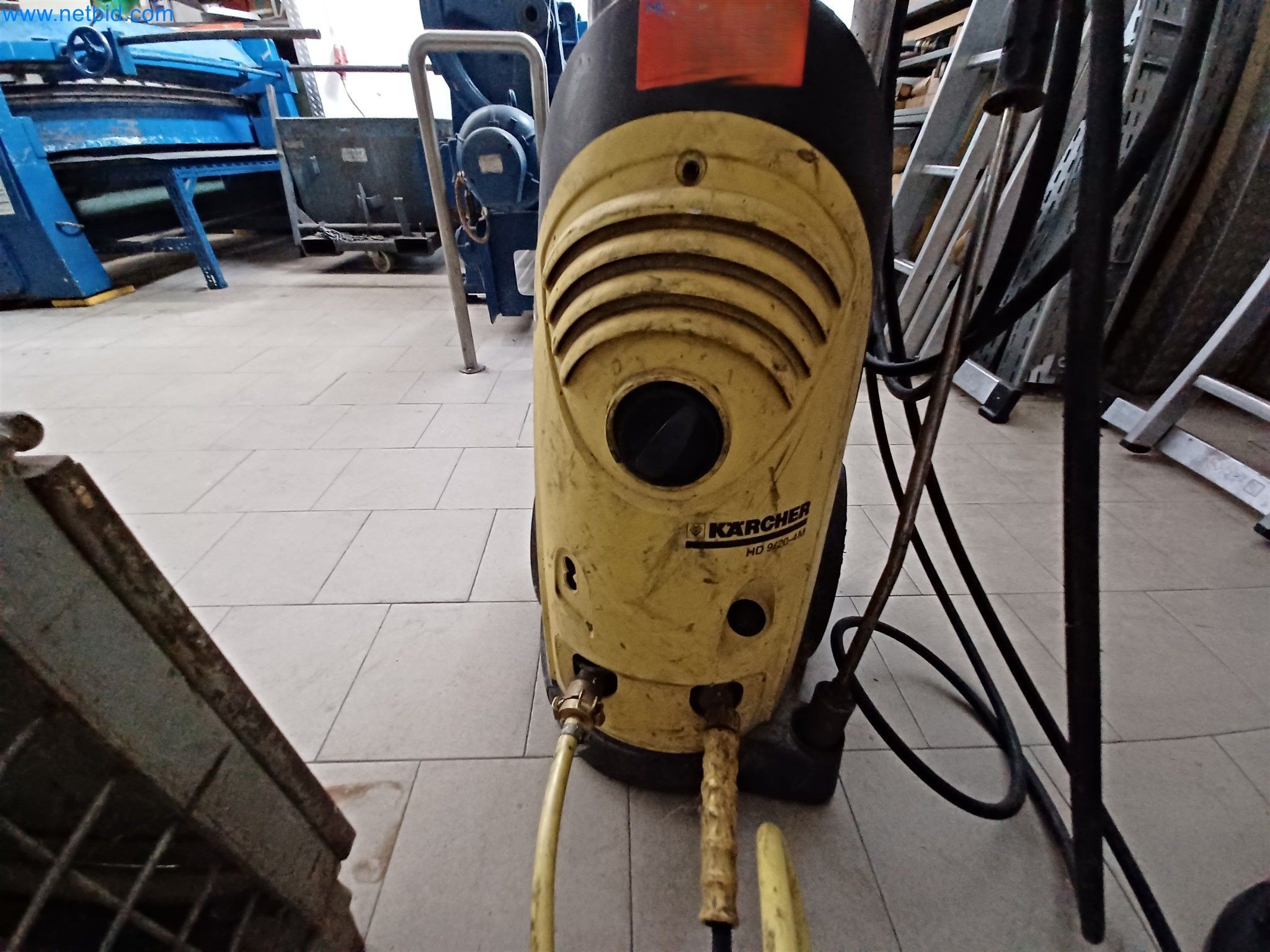 Maszyny do produkcji części tłoczonych dla przemysłu motoryzacyjnego, między innymi-11