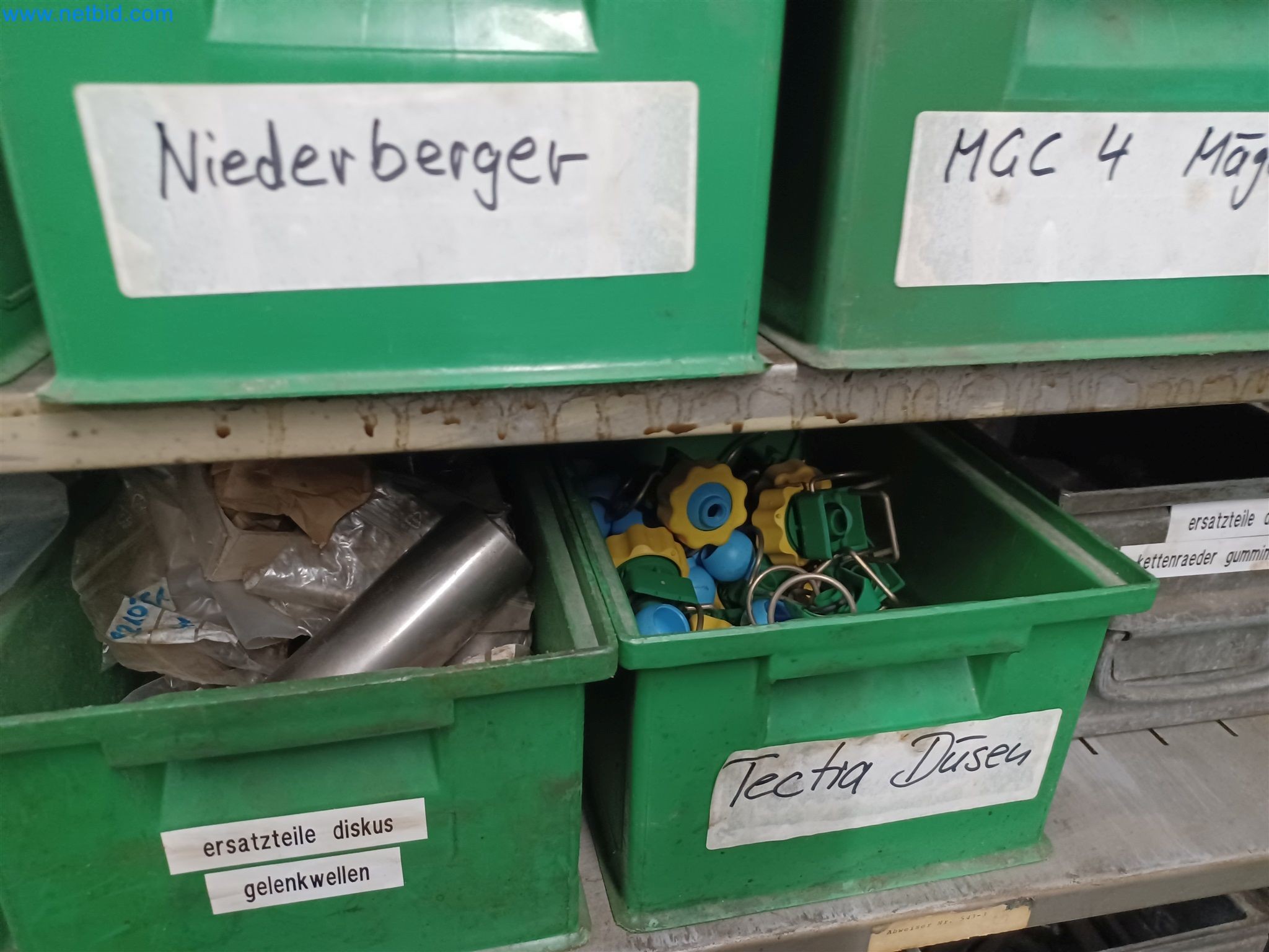 Maszyny do produkcji części tłoczonych dla przemysłu motoryzacyjnego, między innymi-121