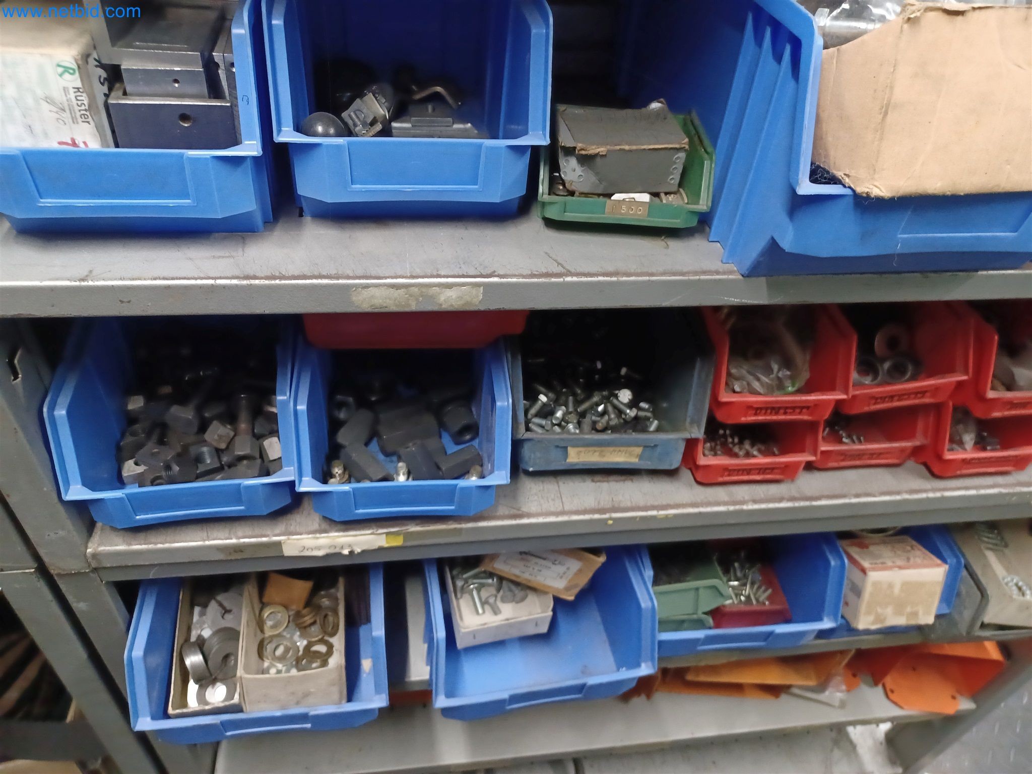 Maszyny do produkcji części tłoczonych dla przemysłu motoryzacyjnego, między innymi-130