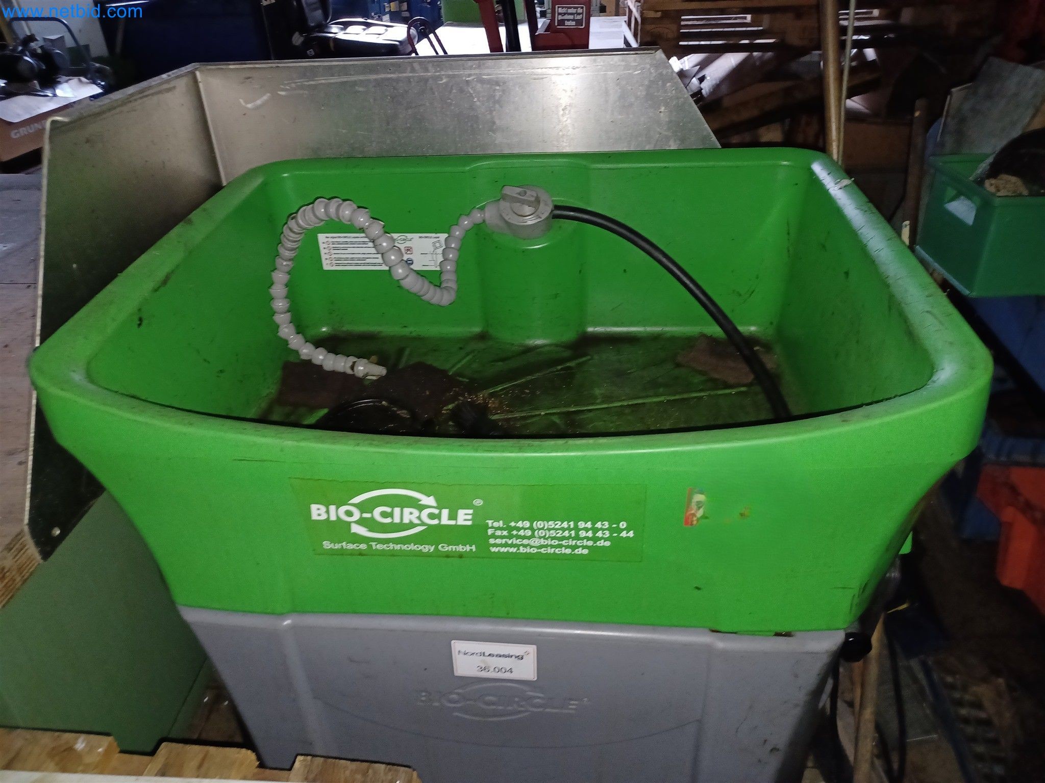 Maszyny do produkcji części tłoczonych dla przemysłu motoryzacyjnego, między innymi-15