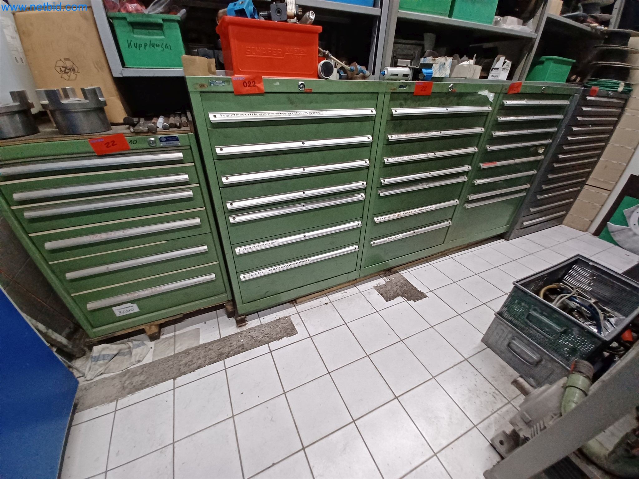 Maszyny do produkcji części tłoczonych dla przemysłu motoryzacyjnego, między innymi-28