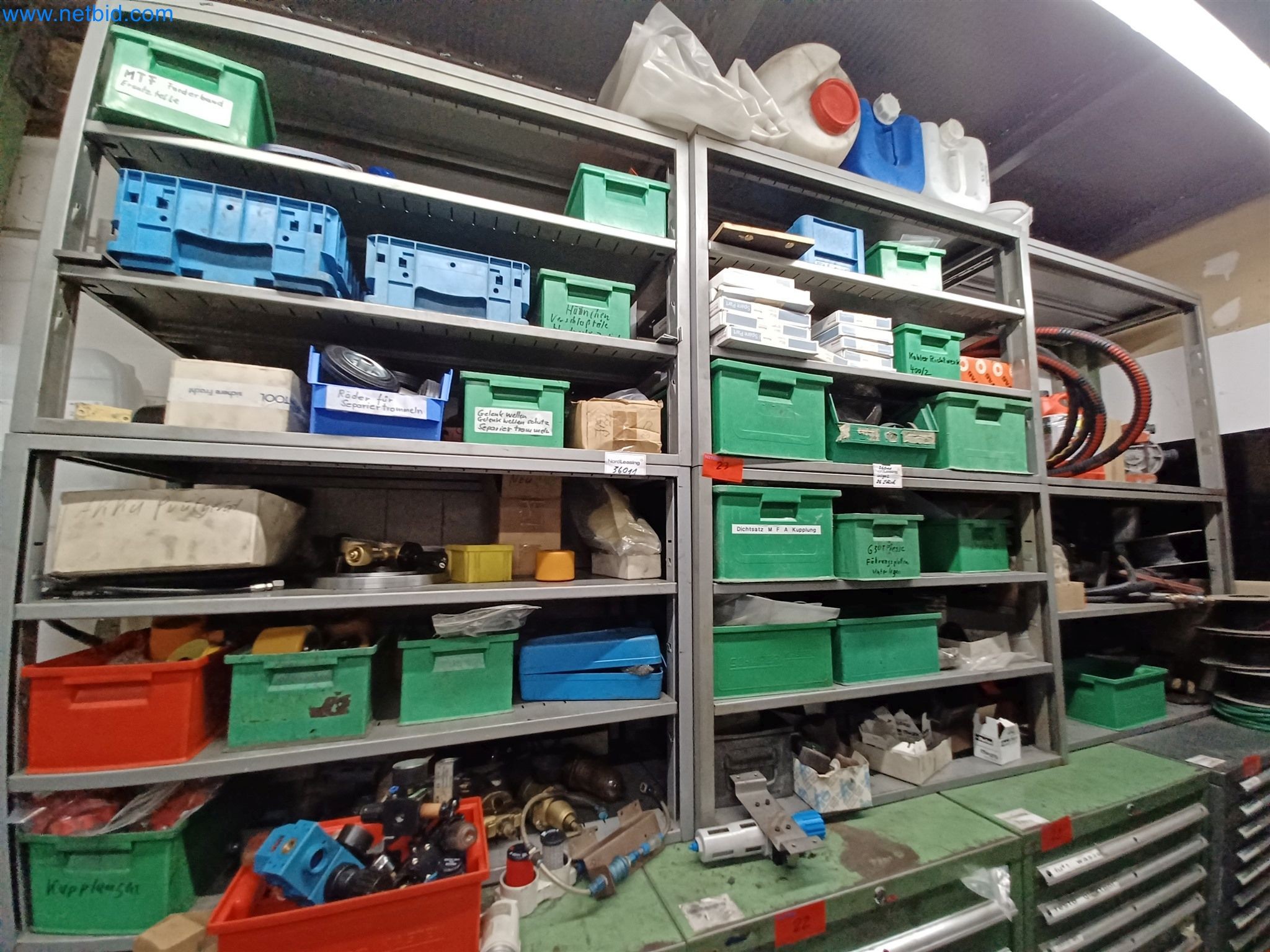 Maszyny do produkcji części tłoczonych dla przemysłu motoryzacyjnego, między innymi-30