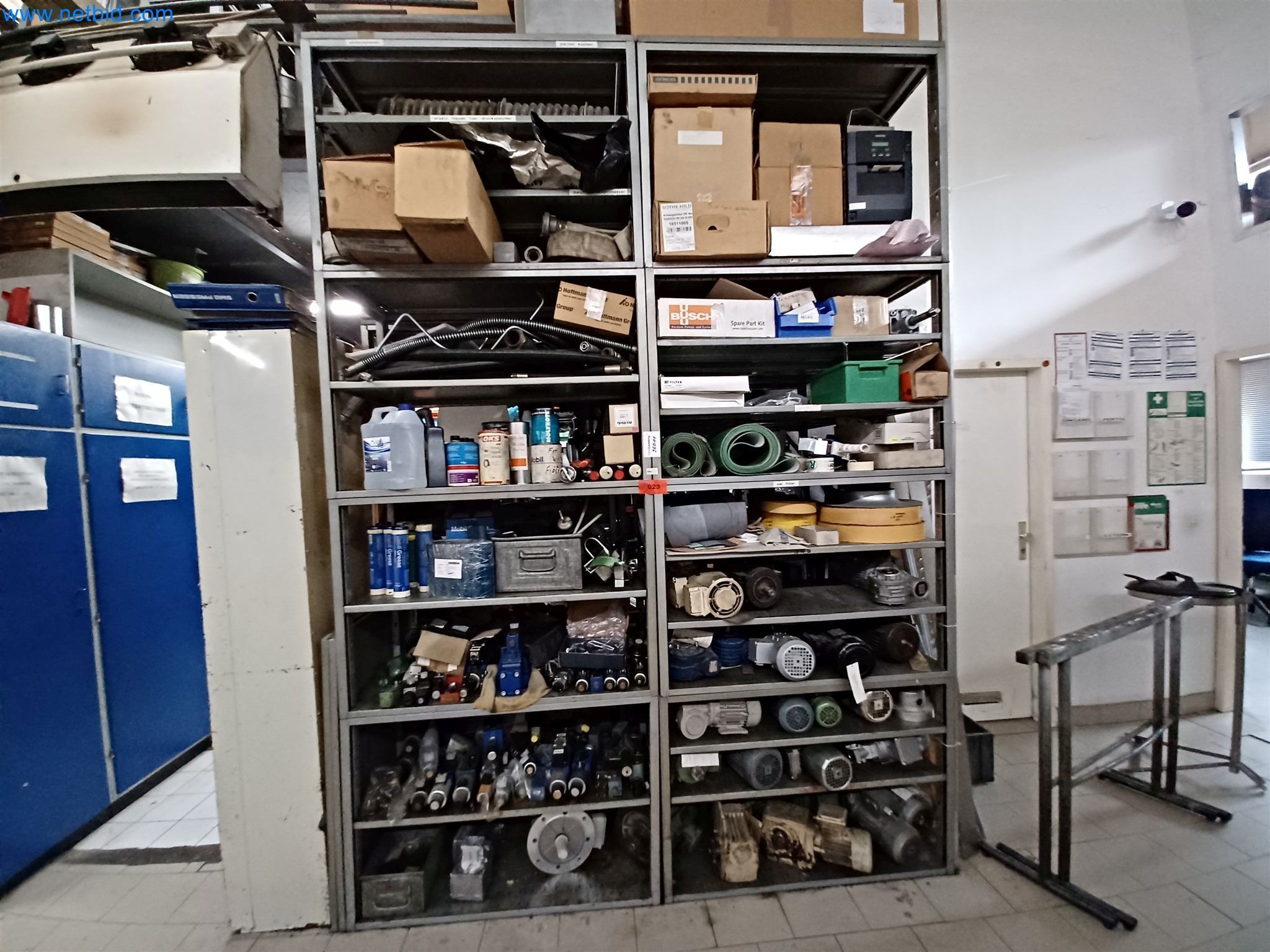 Maszyny do produkcji części tłoczonych dla przemysłu motoryzacyjnego, między innymi-33