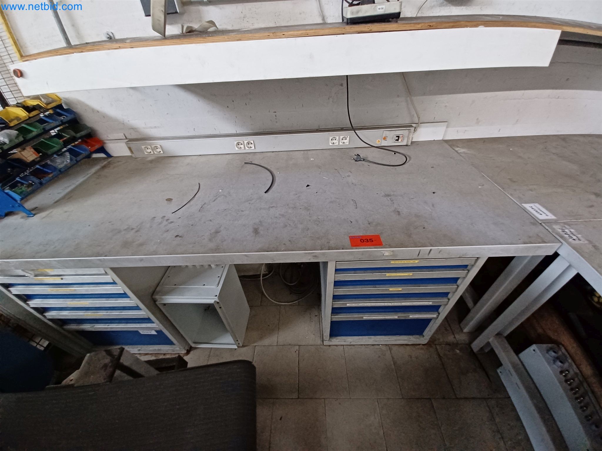 Maszyny do produkcji części tłoczonych dla przemysłu motoryzacyjnego, między innymi-49