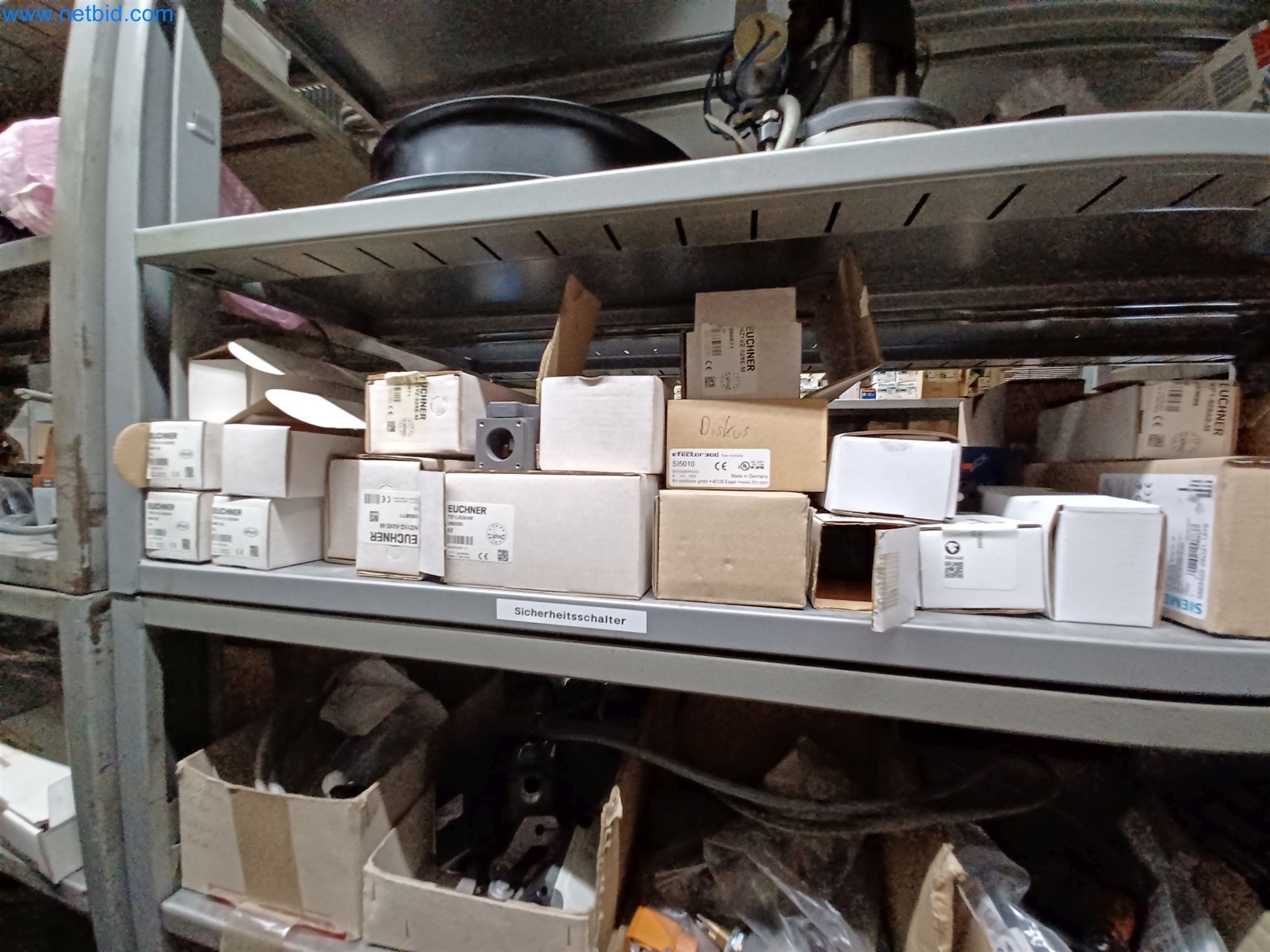 Maszyny do produkcji części tłoczonych dla przemysłu motoryzacyjnego, między innymi-65