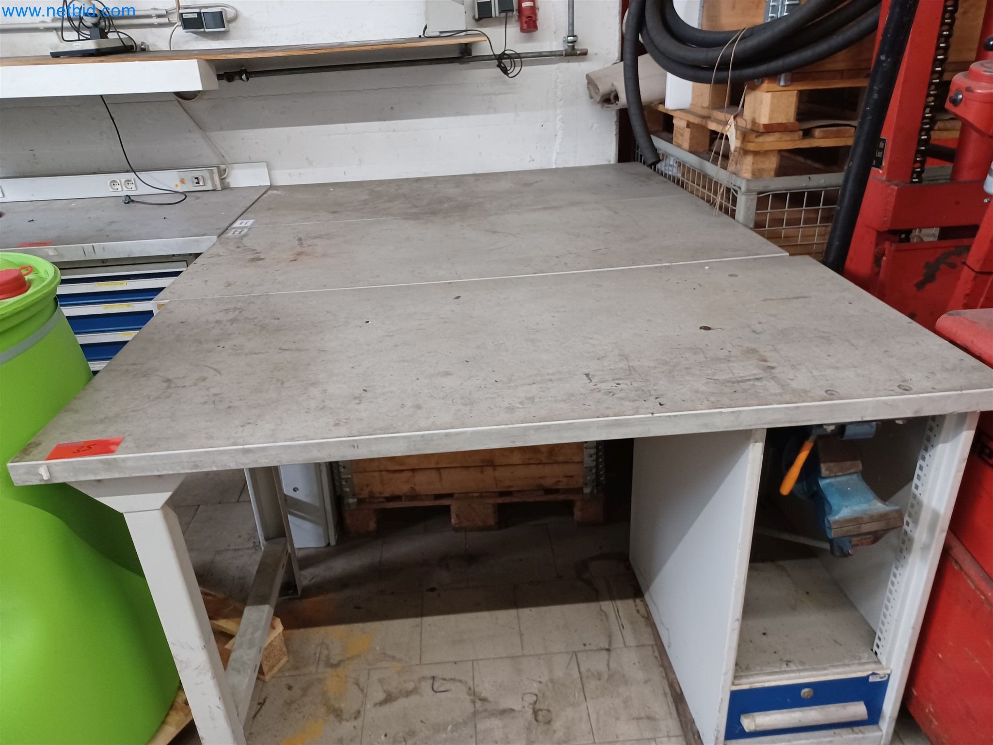 Maszyny do produkcji części tłoczonych dla przemysłu motoryzacyjnego, między innymi-66