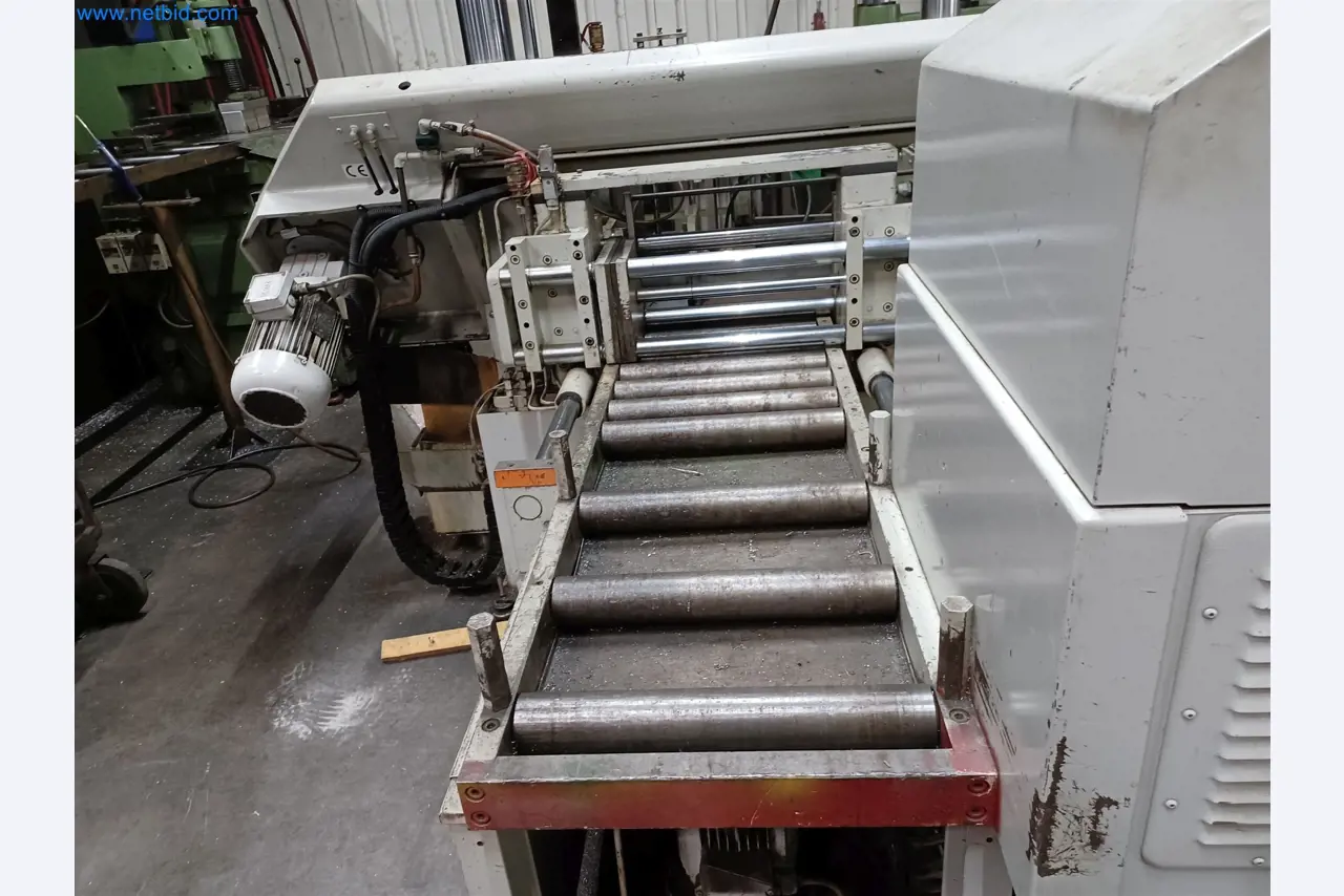 Maszyny do produkcji części tłoczonych dla przemysłu motoryzacyjnego, między innymi-4