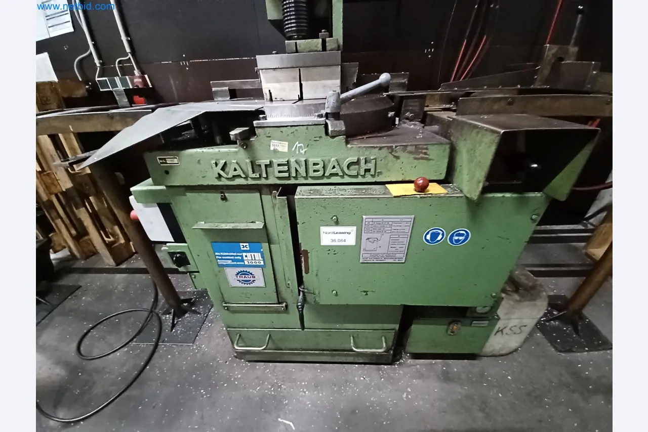 Machines pour la fabrication de pièces découpées, entre autres pour le secteur de l'automobile-1