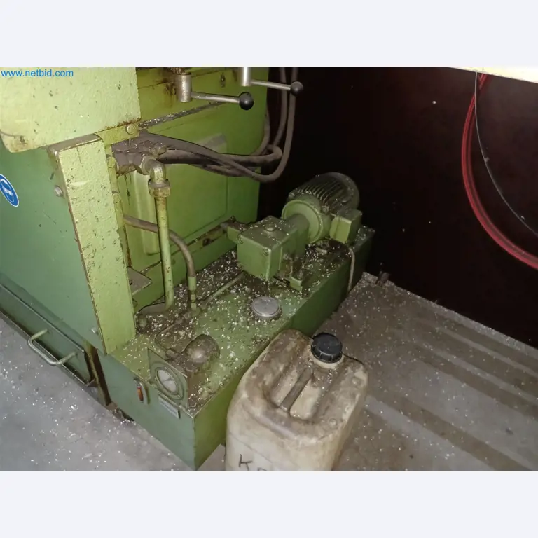 Machines pour la fabrication de pièces découpées, entre autres pour le secteur de l'automobile-6