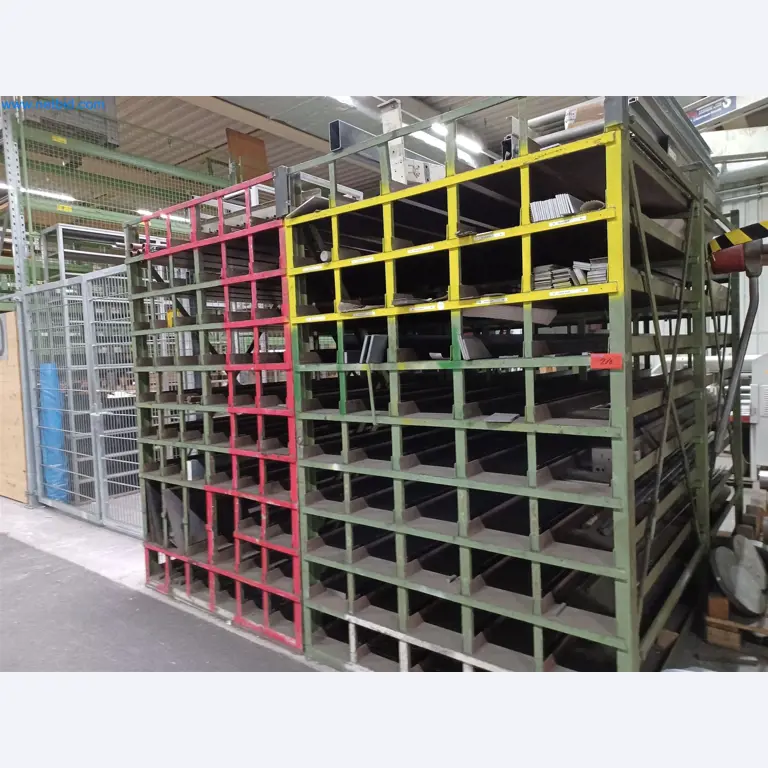 Máquinas para a produção de peças estampadas para a indústria automóvel, entre outras-1